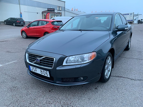 Volvo S80 7 of 22