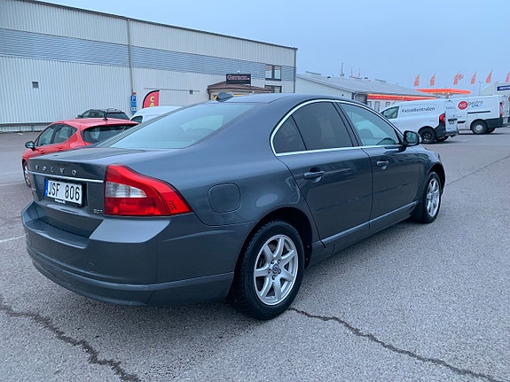 Volvo S80 3 of 22