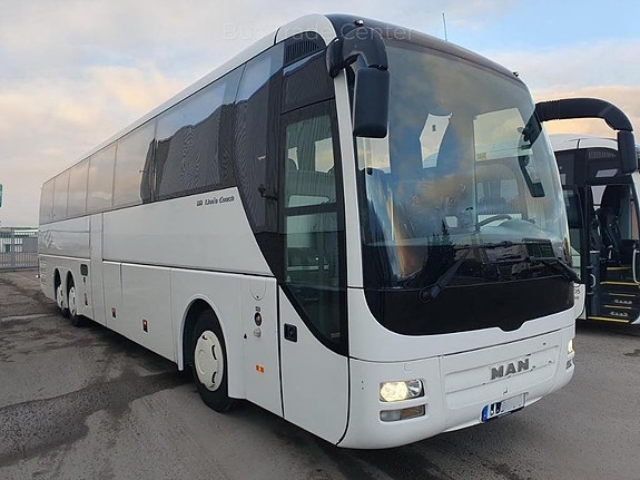 MAN LION´S COACH L B.2007.46.007