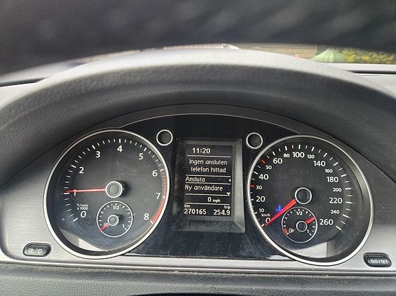 Volkswagen Passat 18 of 19