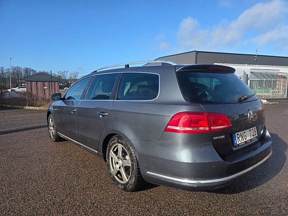 Volkswagen Passat 4 of 5