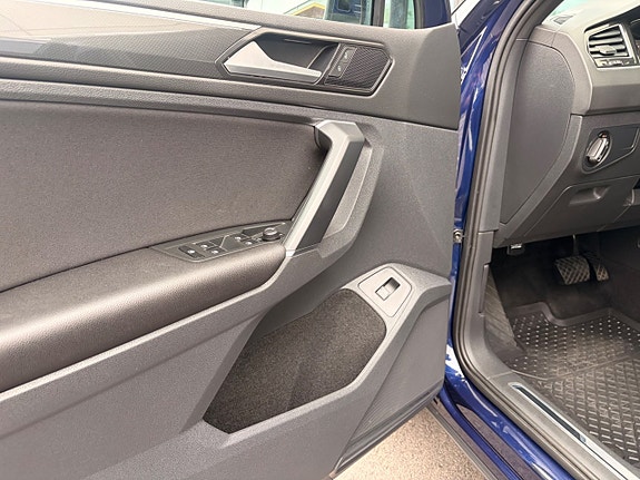 Volkswagen Tiguan 19 of 24