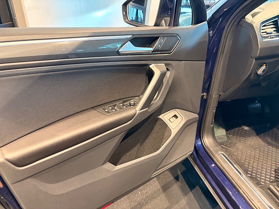 Volkswagen Tiguan 23 of 29