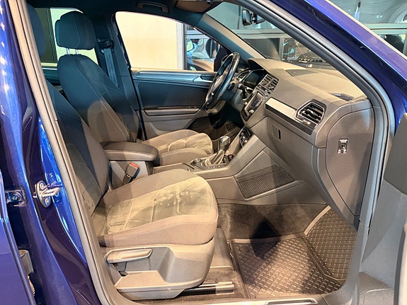 Volkswagen Tiguan 3 of 29