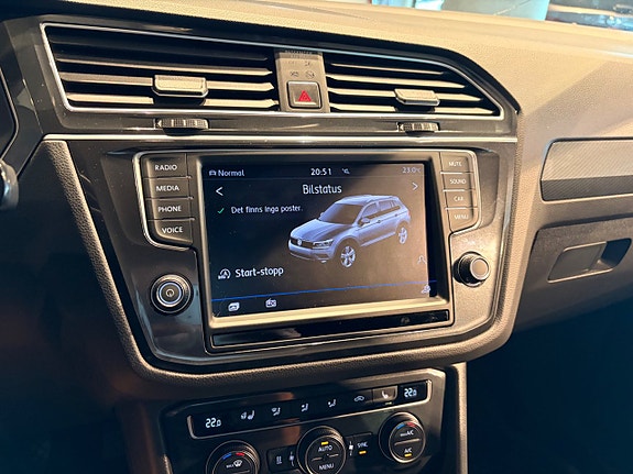 Volkswagen Tiguan 27 of 29
