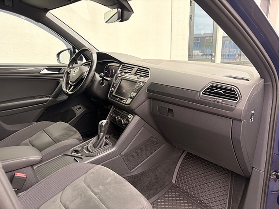 Volkswagen Tiguan 3 of 24