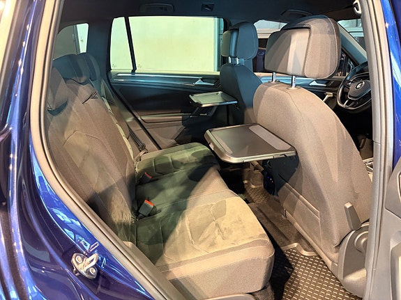 Volkswagen Tiguan 13 of 29