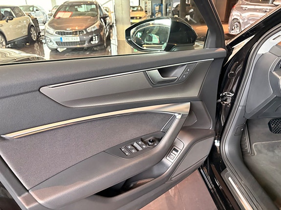 Audi A6 17 of 21