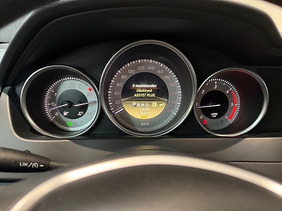 Mercedes-Benz C220 11 of 18