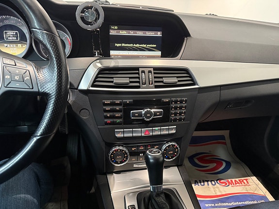 Mercedes-Benz C220 14 of 18