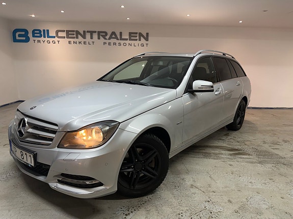 Mercedes-Benz C220 2 of 18
