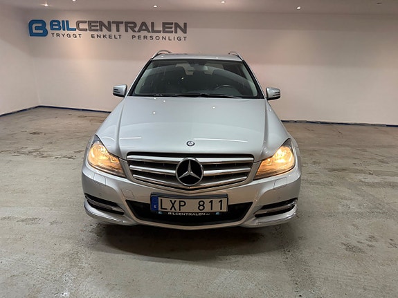 Mercedes-Benz C220 3 of 18