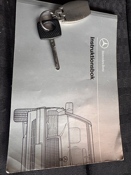 Mercedes-Benz W201 10 of 12