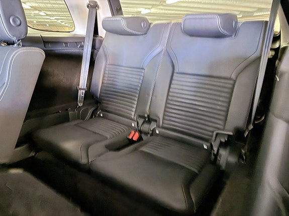 Land Rover Discovery 12 of 26