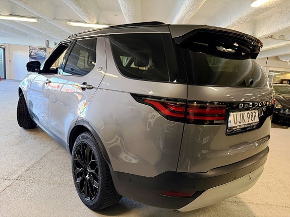 Land Rover Discovery 4 of 5
