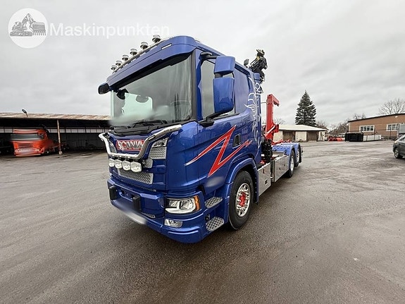 Scania G 460 lastväxlare med kran