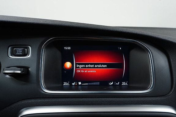 Volvo V40 Cross Country 18 of 27