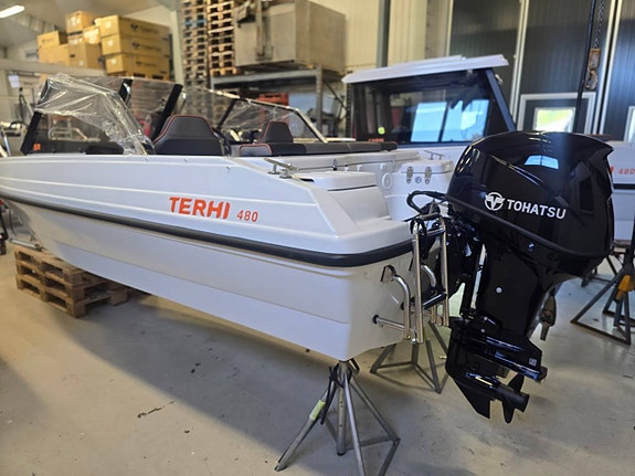 Terhi 480 BR  Tohatsu 60