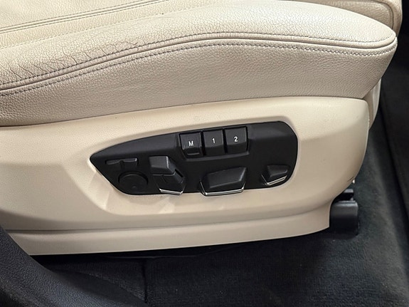 BMW X5 15 of 27