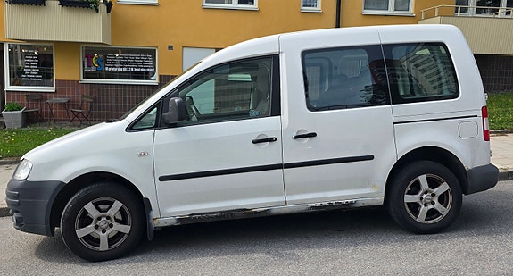 Volkswagen Caddy 2 of 4