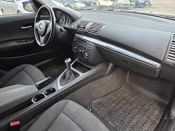 BMW 116i 7 of 13