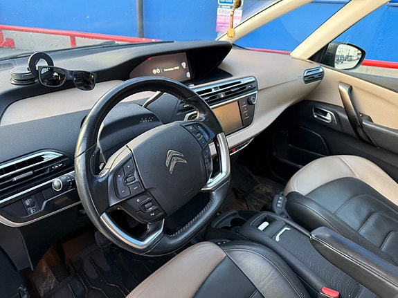 Citroen Grand C4 Picasso 8 of 19