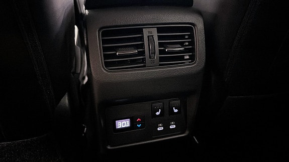 Nissan X-Trail 17 of 21