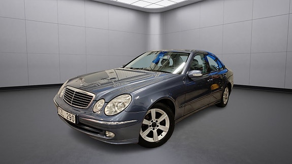 Mercedes-Benz E200