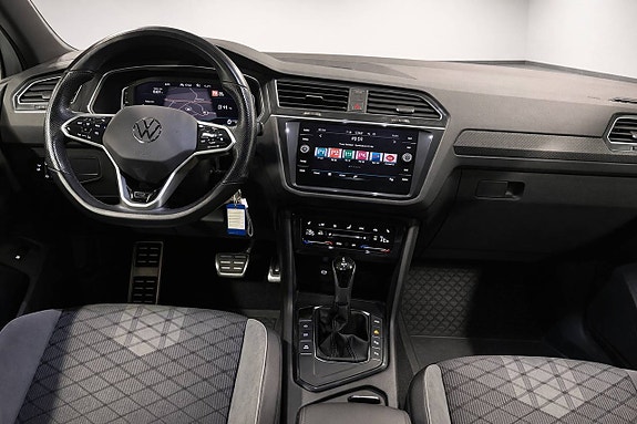 Volkswagen Tiguan 11 of 15