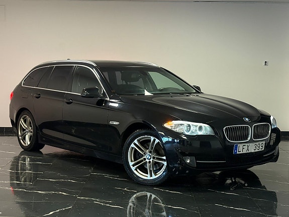 BMW 520d 3 of 5