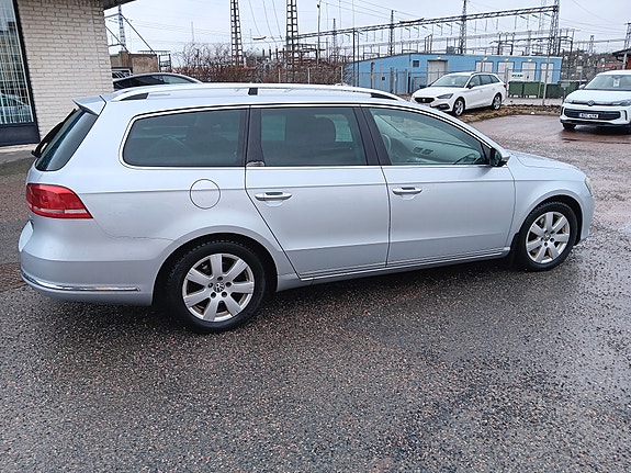 Volkswagen Passat 4 of 5