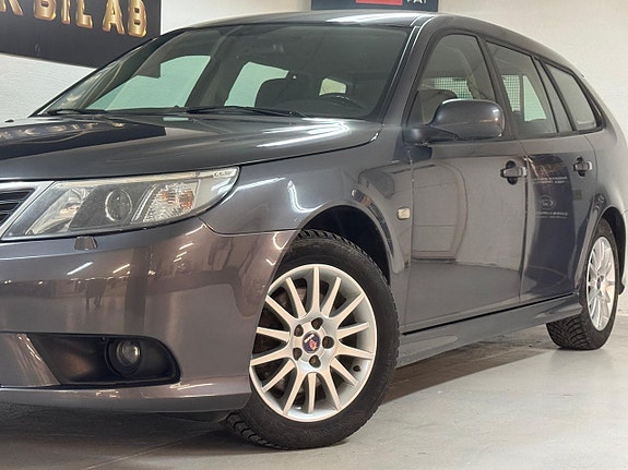 Saab 9-3 2 of 5