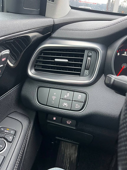 Kia Sorento 19 of 26