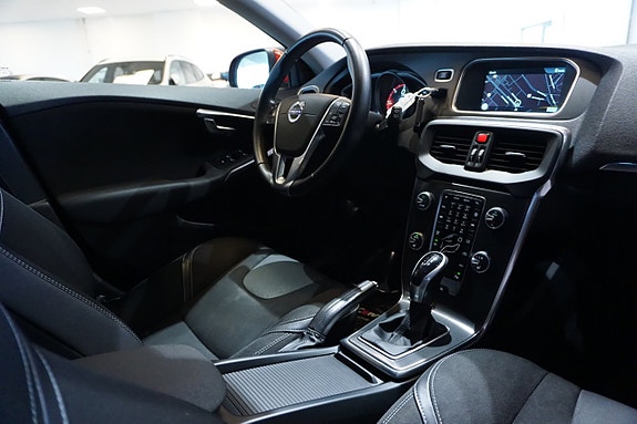 Volvo V40 15 of 15