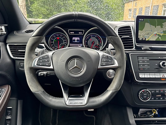 Mercedes-Benz GLE350 de 28 of 30