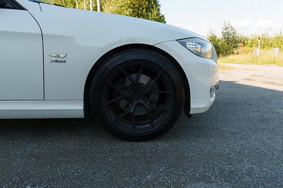 BMW 320d 10 of 18