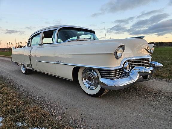 Cadillac Fleetwood 15 of 16
