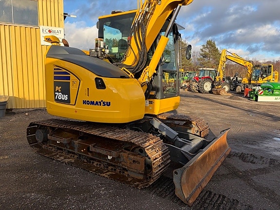 Komatsu PC78US-11 3 of 13