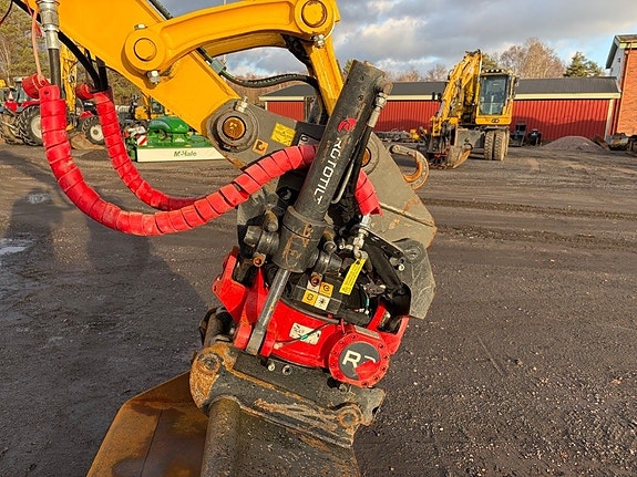 Komatsu PC78US-11 12 of 13