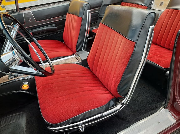 Chrysler 300 12 of 23