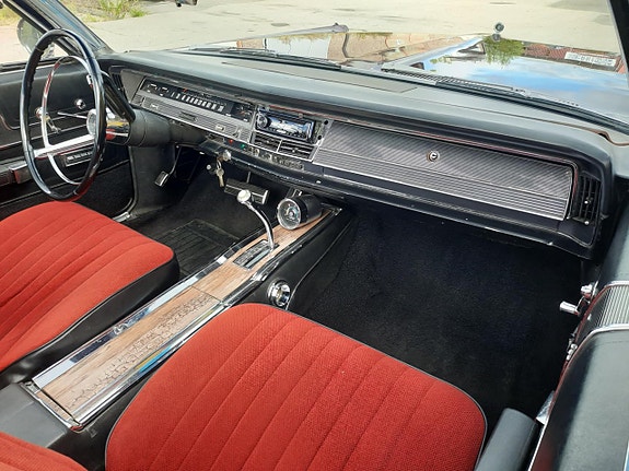Chrysler 300 10 of 23