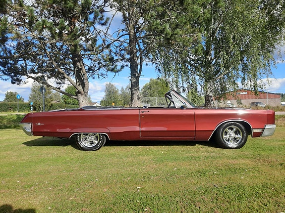 Chrysler 300 3 of 5