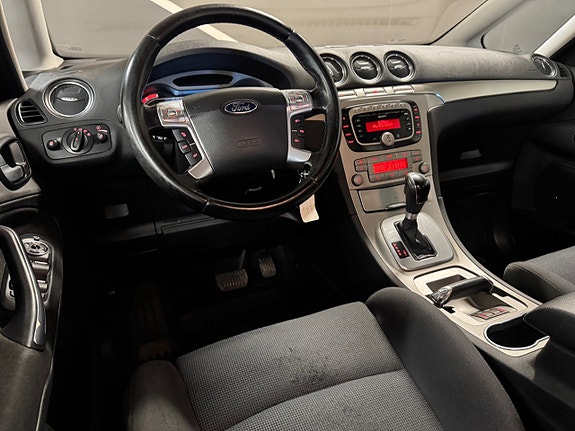 Ford S-MAX 10 of 18