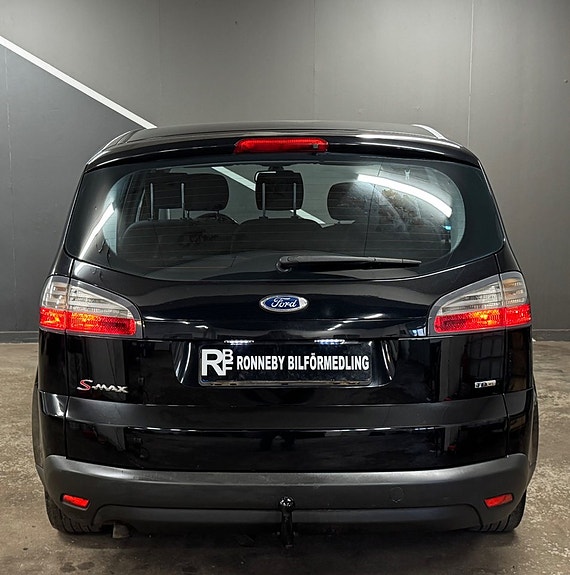 Ford S-MAX 6 of 18