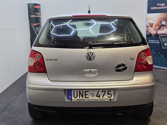 Volkswagen Polo 12 of 14