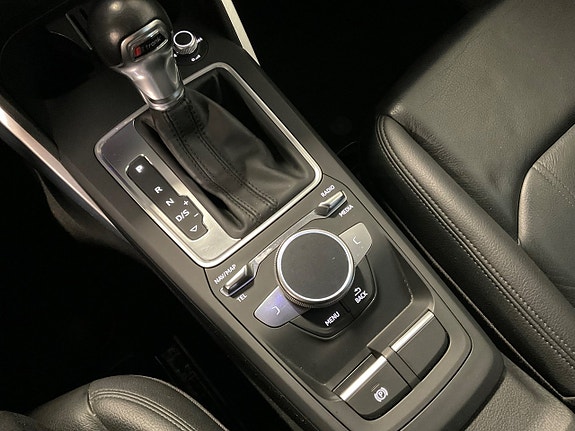 Audi Q2 17 of 17