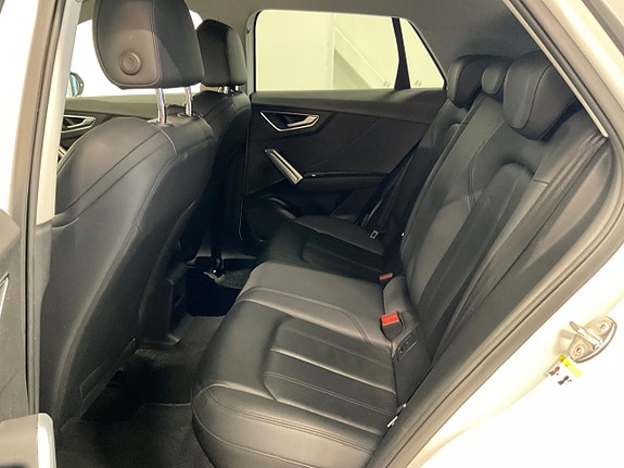 Audi Q2 10 of 17