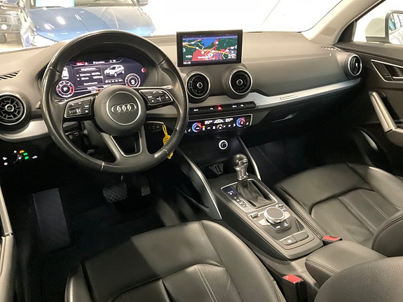 Audi Q2 7 of 17