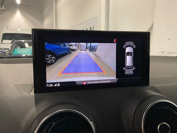 Audi Q2 12 of 17