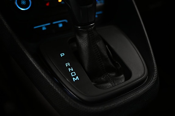 Ford Transit Connect 21 of 26